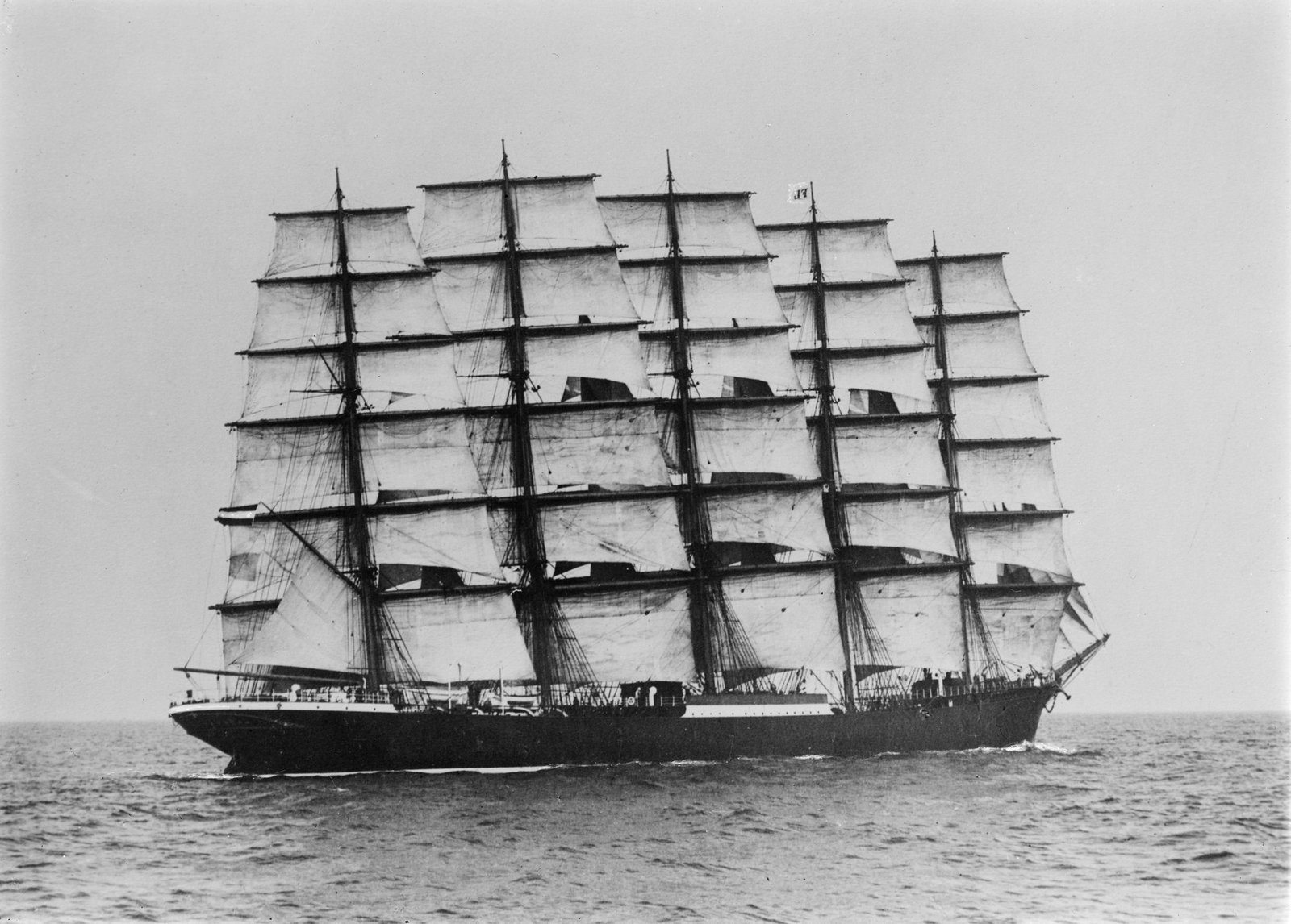 The five-masted Preussen under full sail